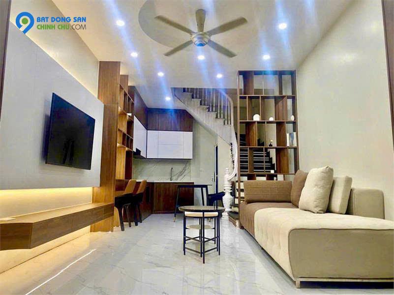 VÍP Lô góc Bà Triệu,Hà Đông,Dt 35m,4 tầng, giá 6 tỷ. Gần Ôtô, kinh doanh