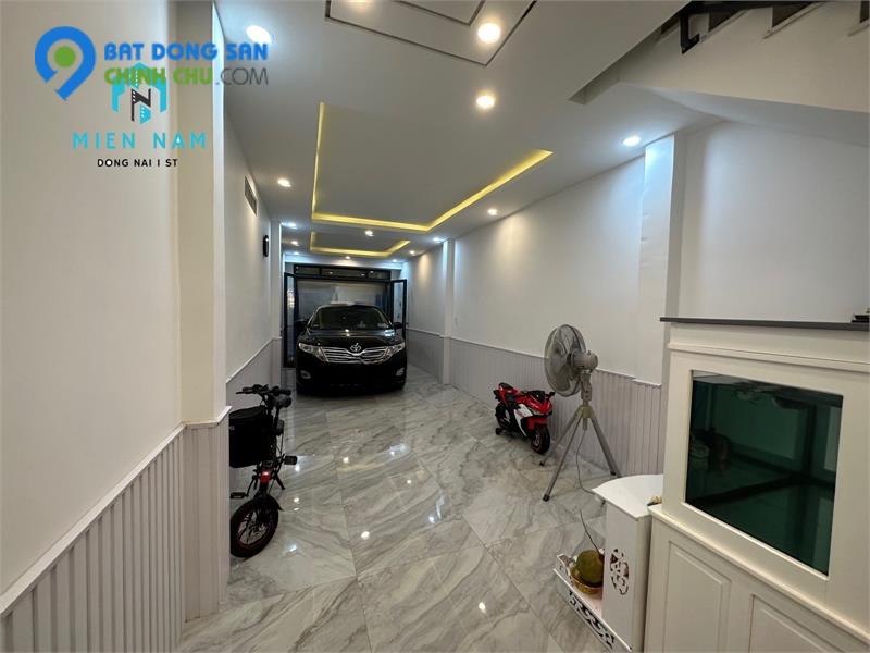 cho thuê nhà Phạm Văn Thuận - Nhà đẹp vị trí đẹp dt 2x25m