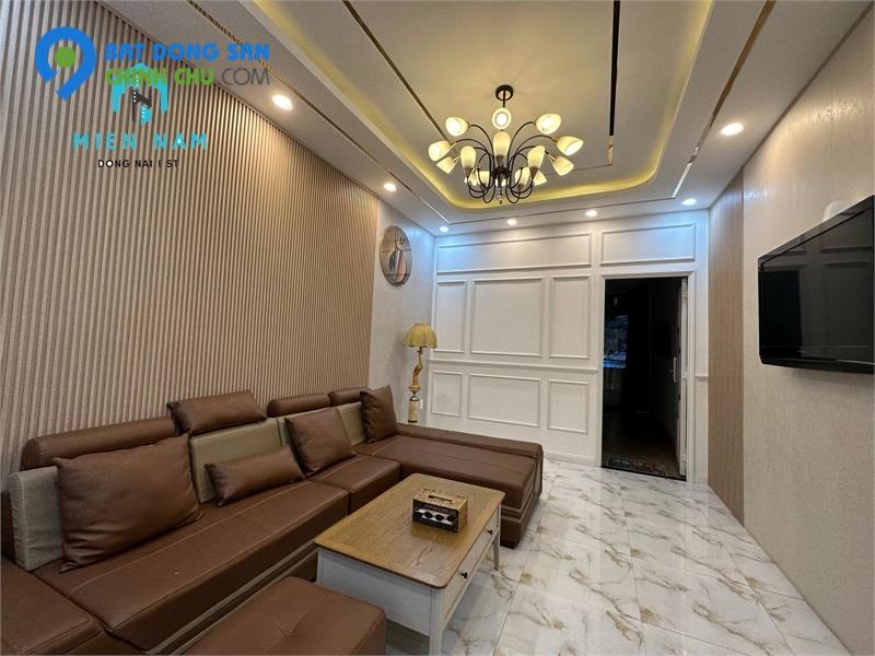 cho thuê nhà dt 4x25m nội thất mới tinh. Phạm Văn Thuận - Nhà đẹp vị trí đẹp