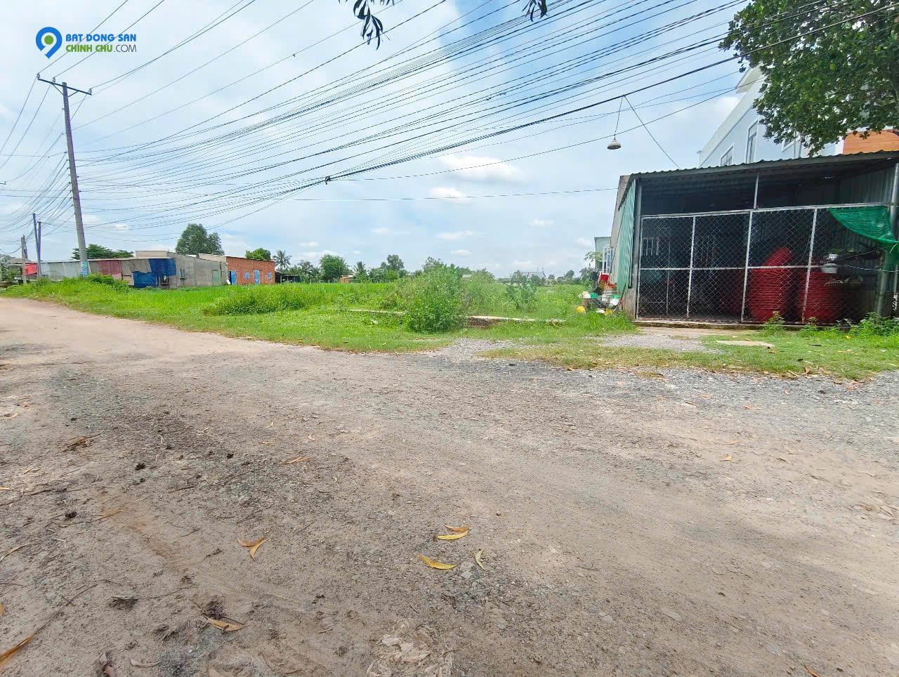 đất mặt tiền đường 10m 1 tỷ 2 Đức Hoà, Long An phù hợp ở hay đầu tư