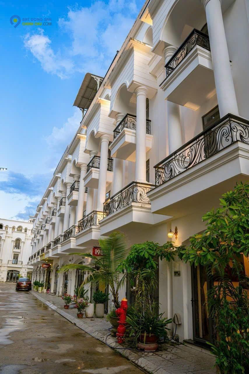 nhà phố Mai Anh Luxury