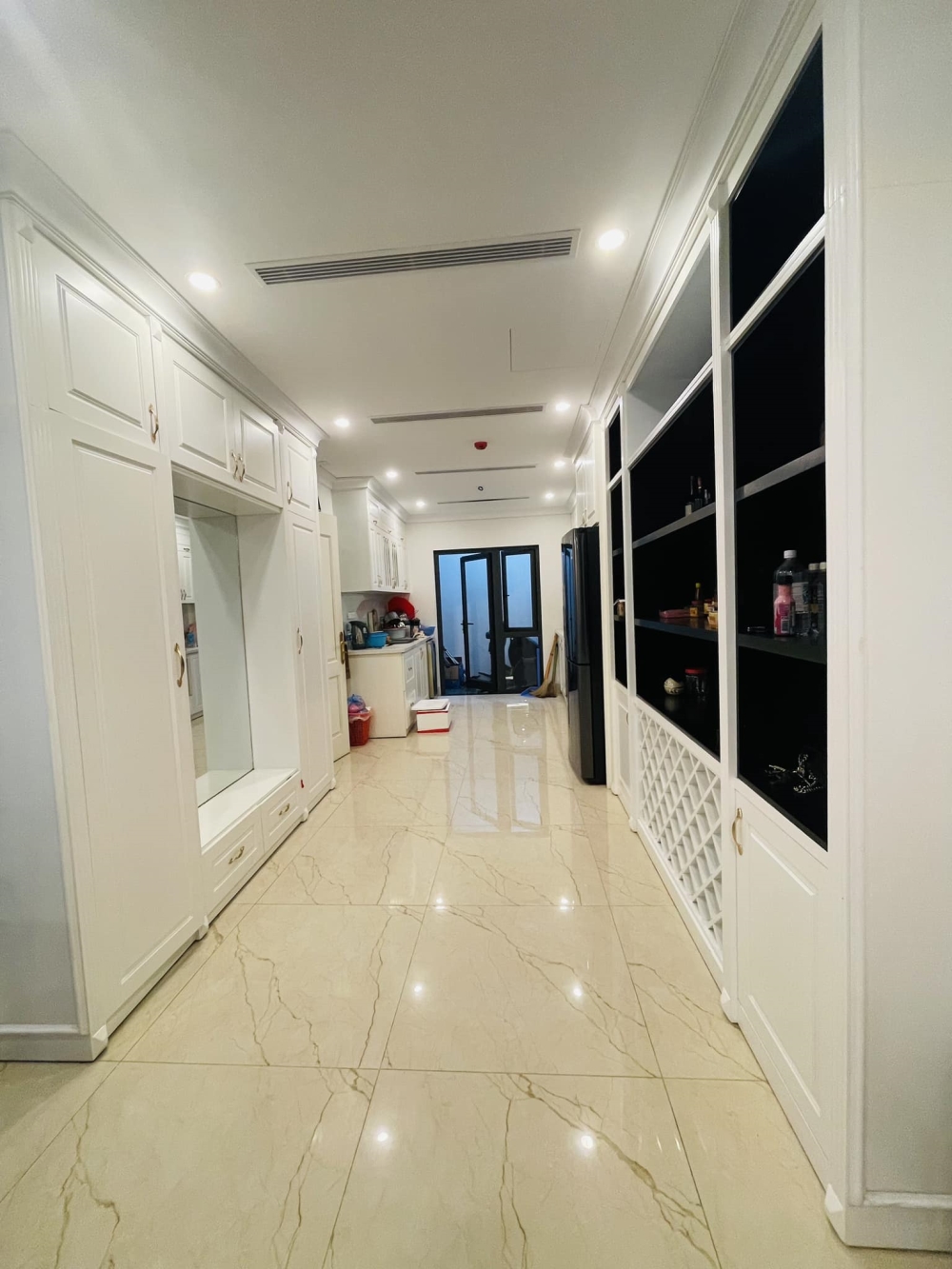 💥 Tòa Nhà Apartment Trần Duy Hưng, Ô tô tránh, 111m2 8T Thang máy, Chỉ 33 Tỷ 💥