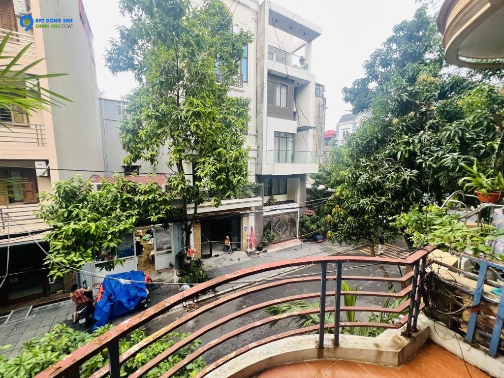 💥PHÂN LÔ - VỈA HÈ, Ô TÔ TRÁNH ĐỖ - NHÀ 2 THOÁNG CÓ GIẾNG TRỜI, CÓ THỂ LẮP THANG MÁY - KD, LÀM VP,...HÀNG XÓM SÂN GOLF