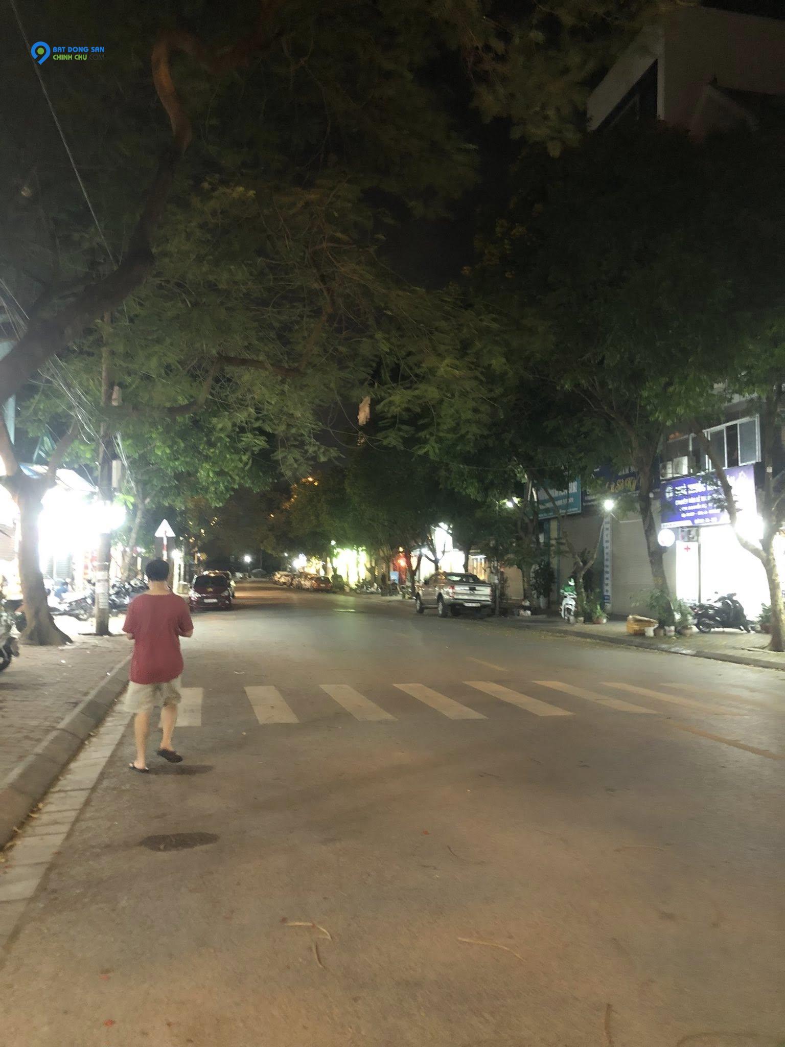 💥💥💥 NHÀ GẦN #AEON, #CỔLINH- LONG BIÊN - CHÀO 6,x TỶ 🔥🔥 
🏘️ Diện tích: 37 m2,  4 tầng, Mặt tiền 4,8 m