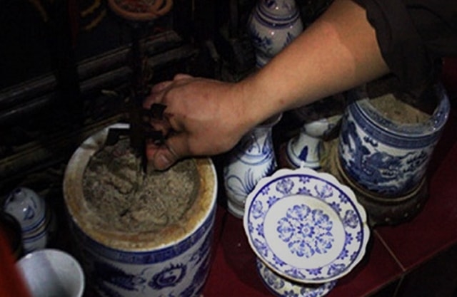 Cách bốc bát hương về nhà mới